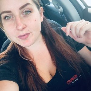 Meet your Posher, Katelyn